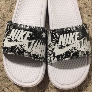 nike slides tropical